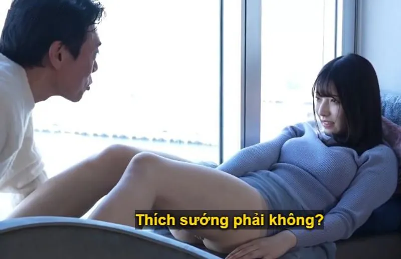 Buổi hẹn hò giữa ông chú lớn tuổi và cô diễn viên trẻ lần đầu chập chững sự nghiệp tại nhà nghỉ sang trọng.